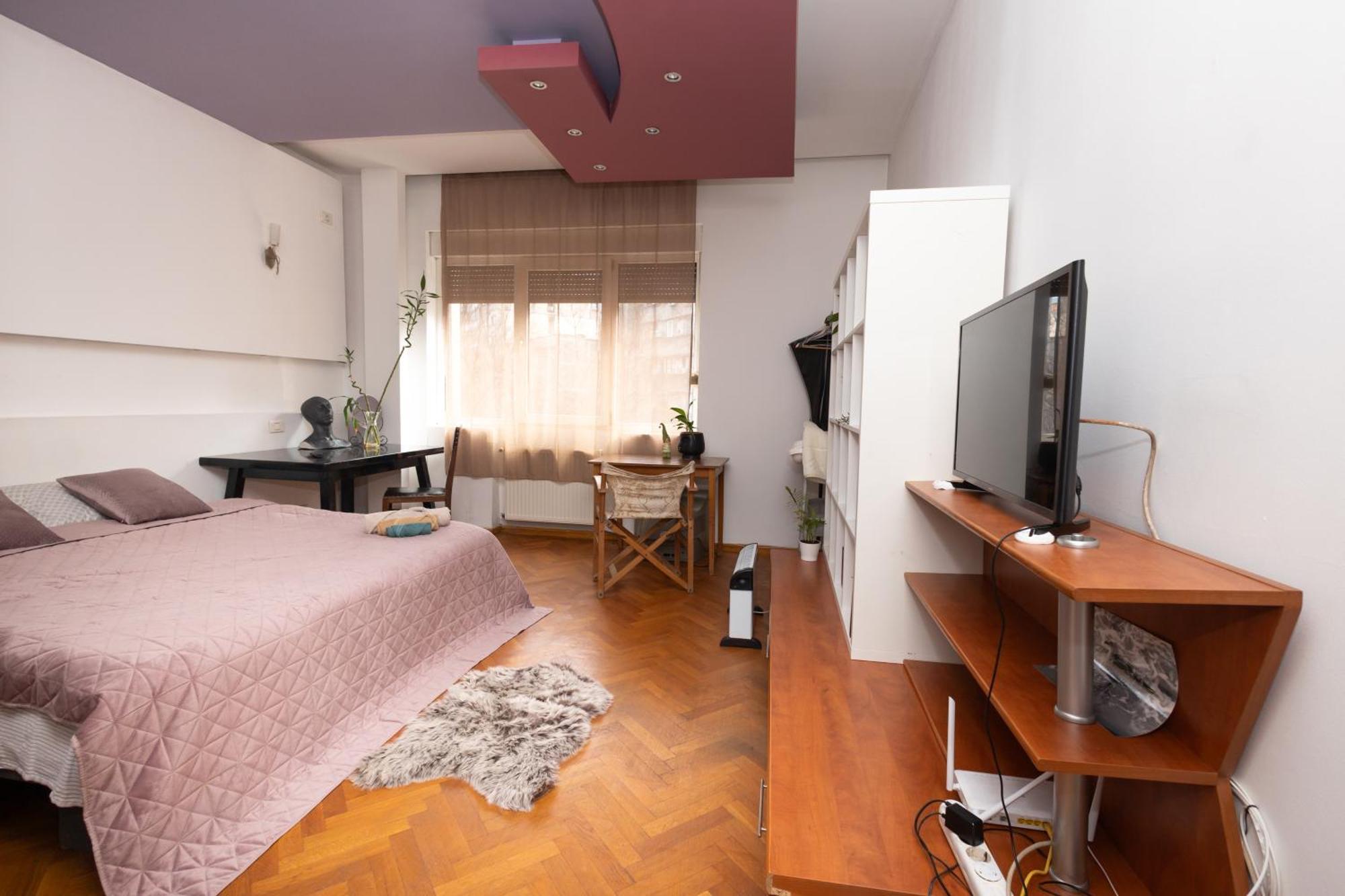 Shared Retro Vintage Luxury Apartment Bukares Bagian luar foto