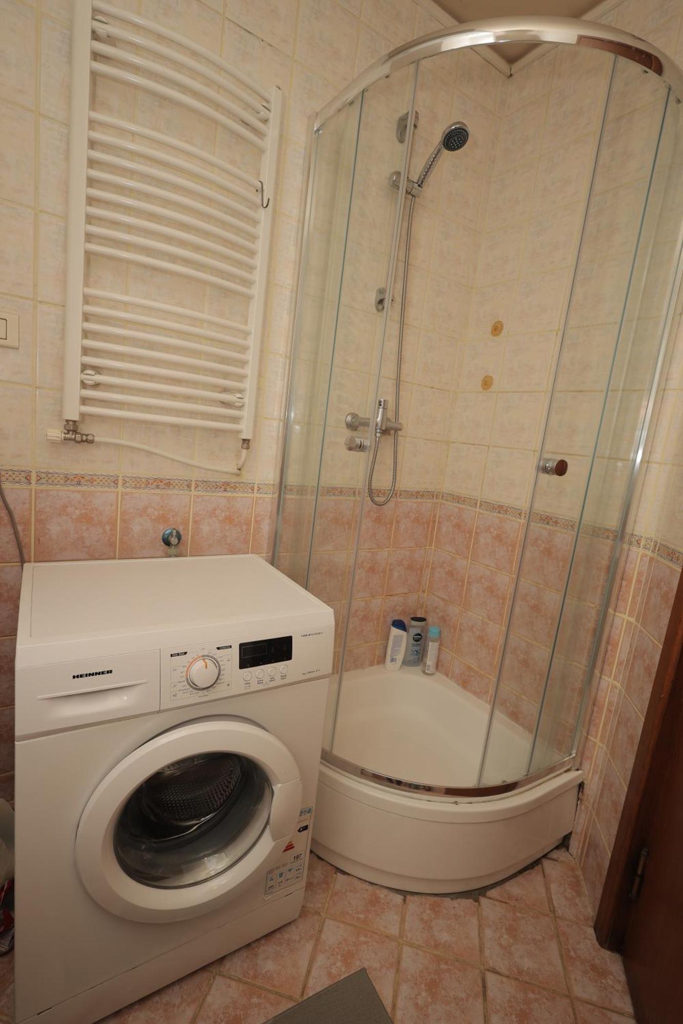 Shared Retro Vintage Luxury Apartment Bukares Bagian luar foto