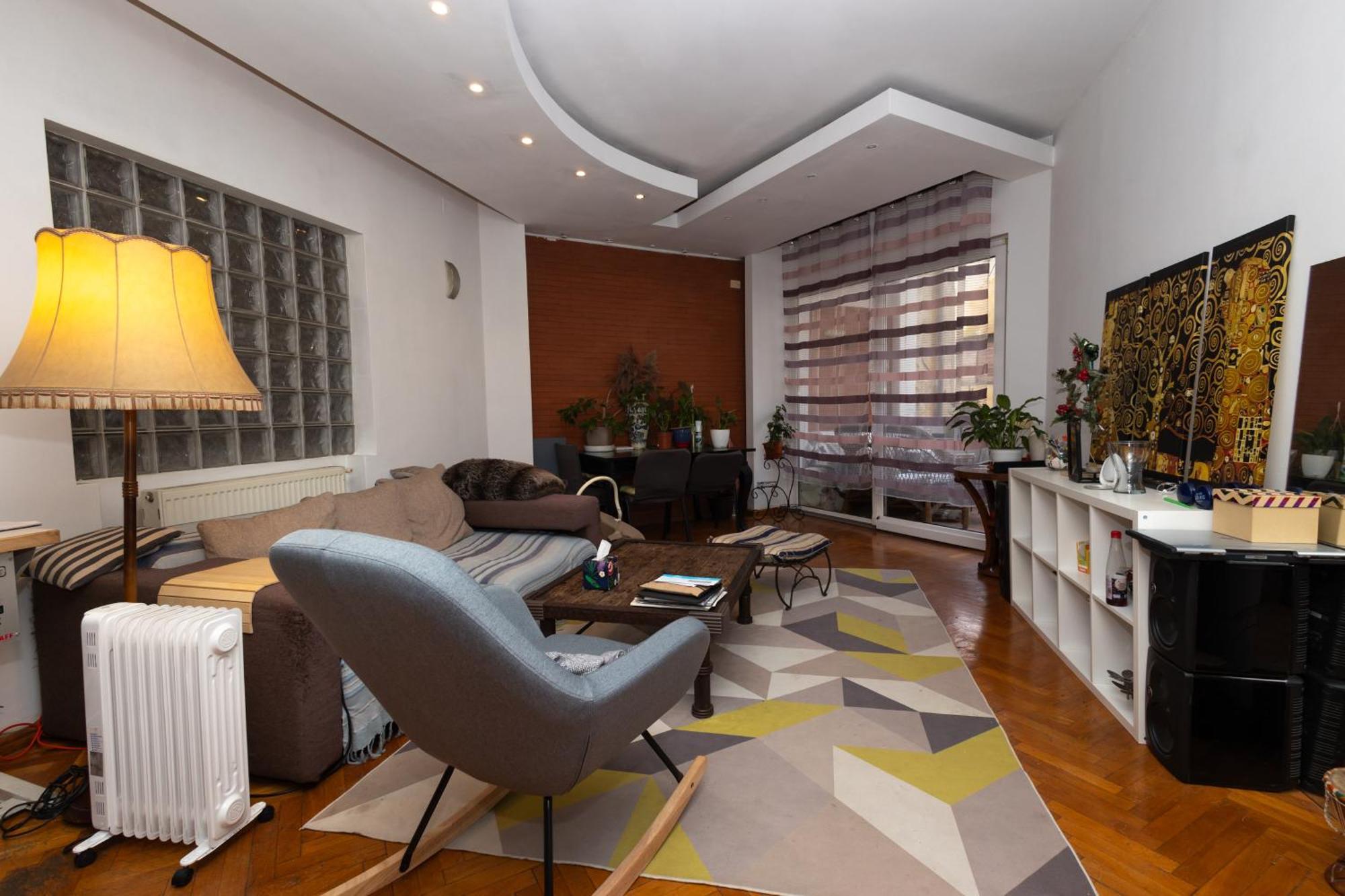 Shared Retro Vintage Luxury Apartment Bukares Bagian luar foto
