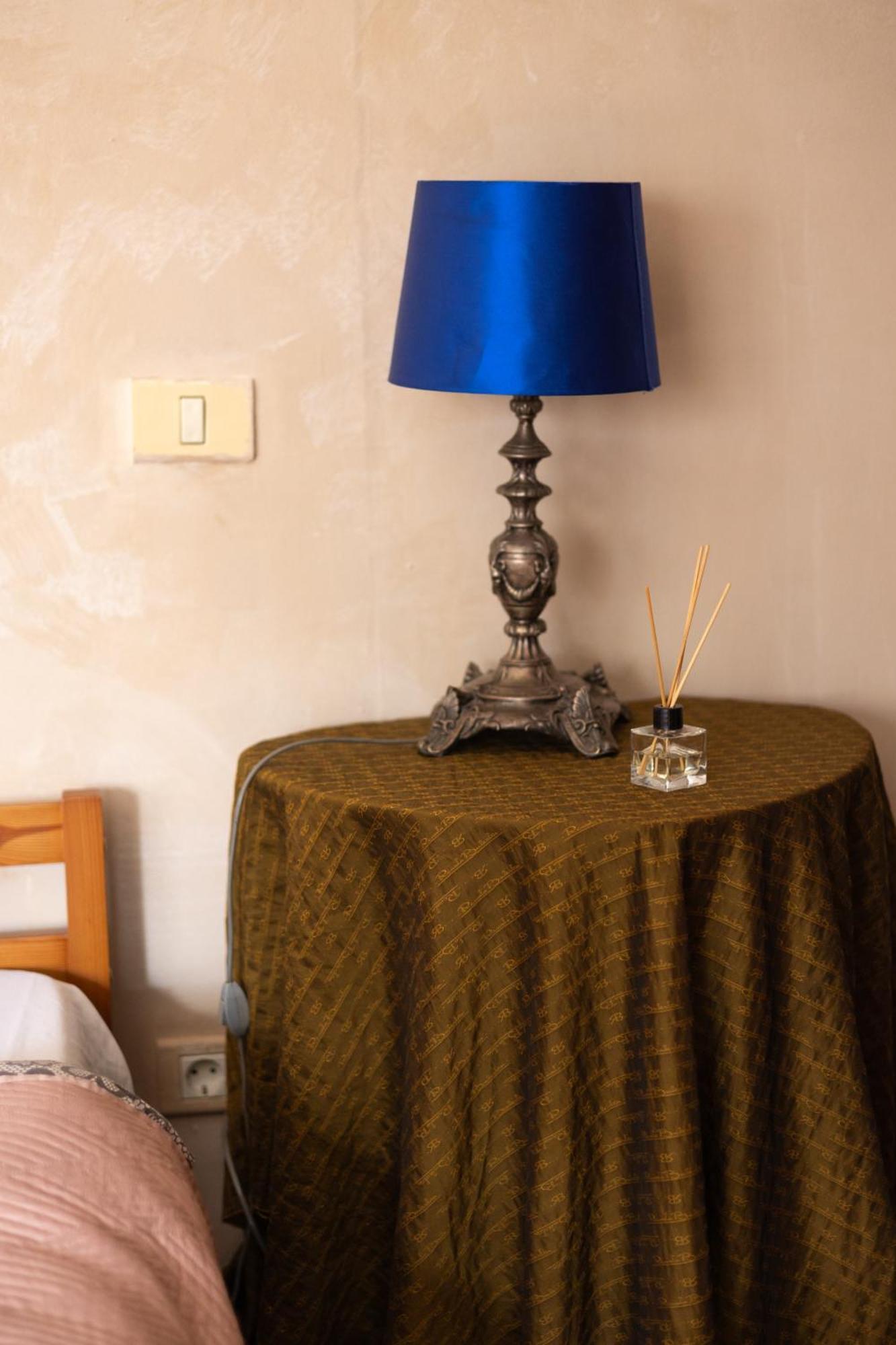 Shared Retro Vintage Luxury Apartment Bukares Bagian luar foto
