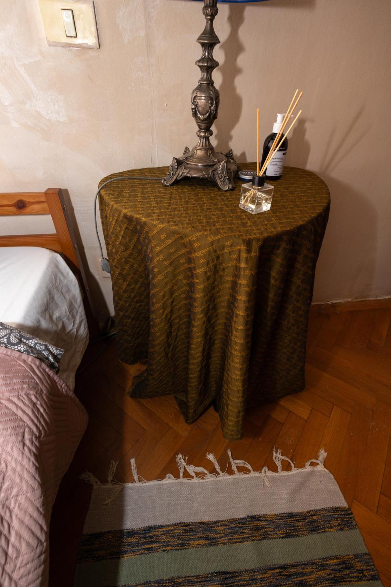Shared Retro Vintage Luxury Apartment Bukares Bagian luar foto